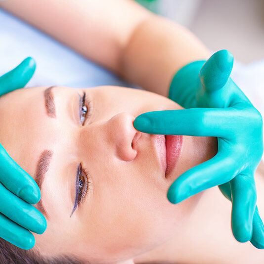 Ρινοπλαστική: Ποιο Είναι Το Κόστος;