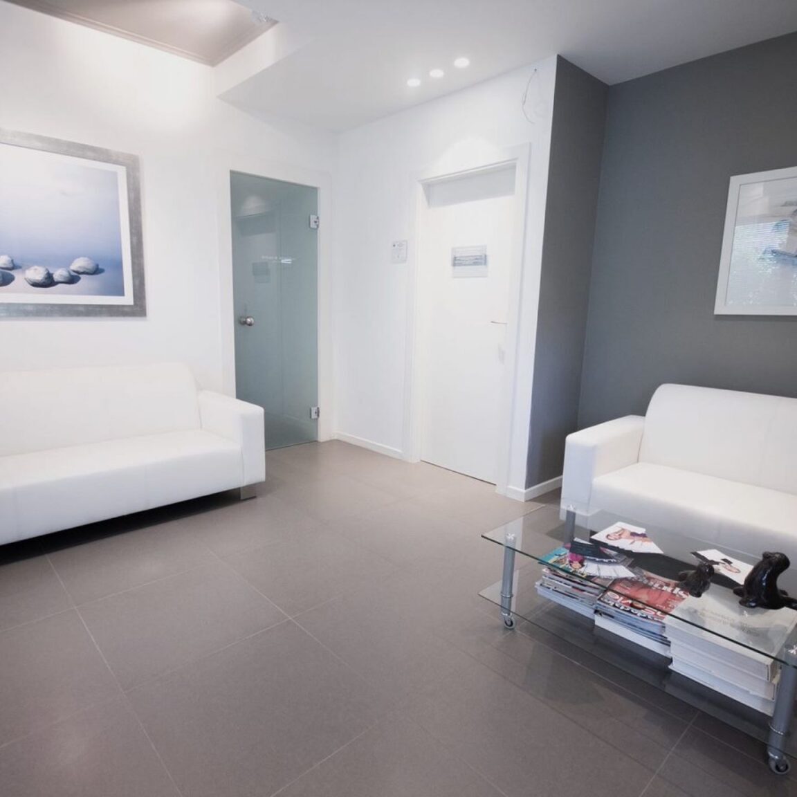 Έκθεση έργων τέχνης στο οδοντιατρικό περιβάλλον