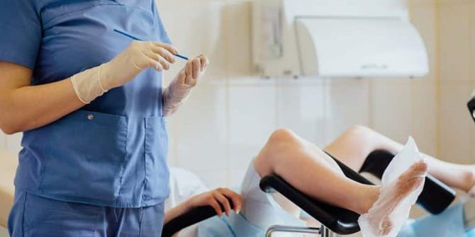 Η κολποσκόπηση σβήνει την ανησυχία για τα κονδυλώματα και τον ιό HPV.