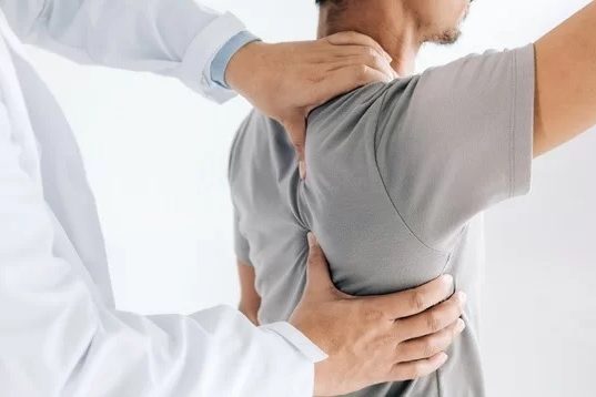 «Παγωμένος ώμος» και σακχαρώδης διαβήτης – Πώς σχετίζονται;