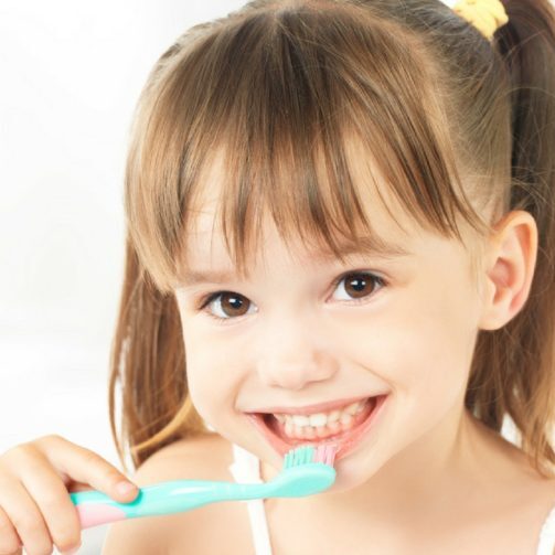 Παιδικά δόντια και παρατεταμένη παραμονή