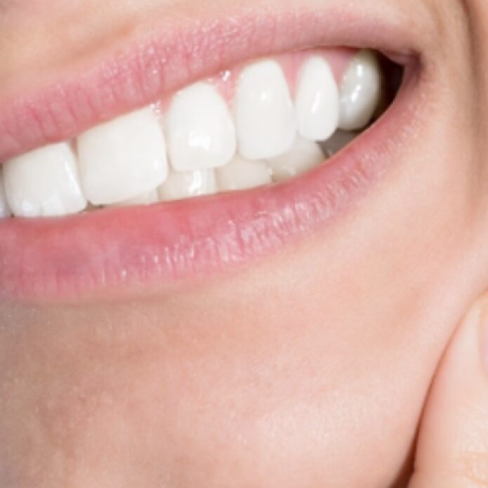 Τι είναι ο βρυγμός των δοντιών;