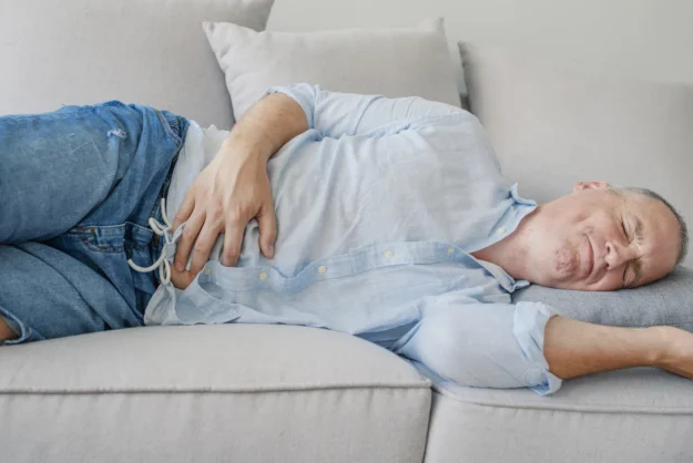 Ειλεός εντέρου: Τι είναι & πώς αντιμετωπίζεται