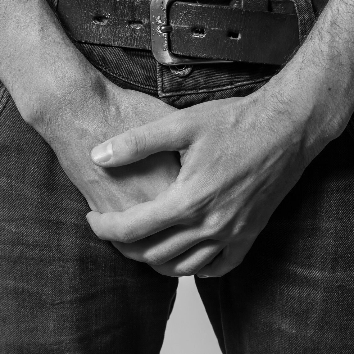 Μήπως η λιποαναρρόφηση της ηβικής περιοχής μπορεί να μεγαλώσει το πέος σας;