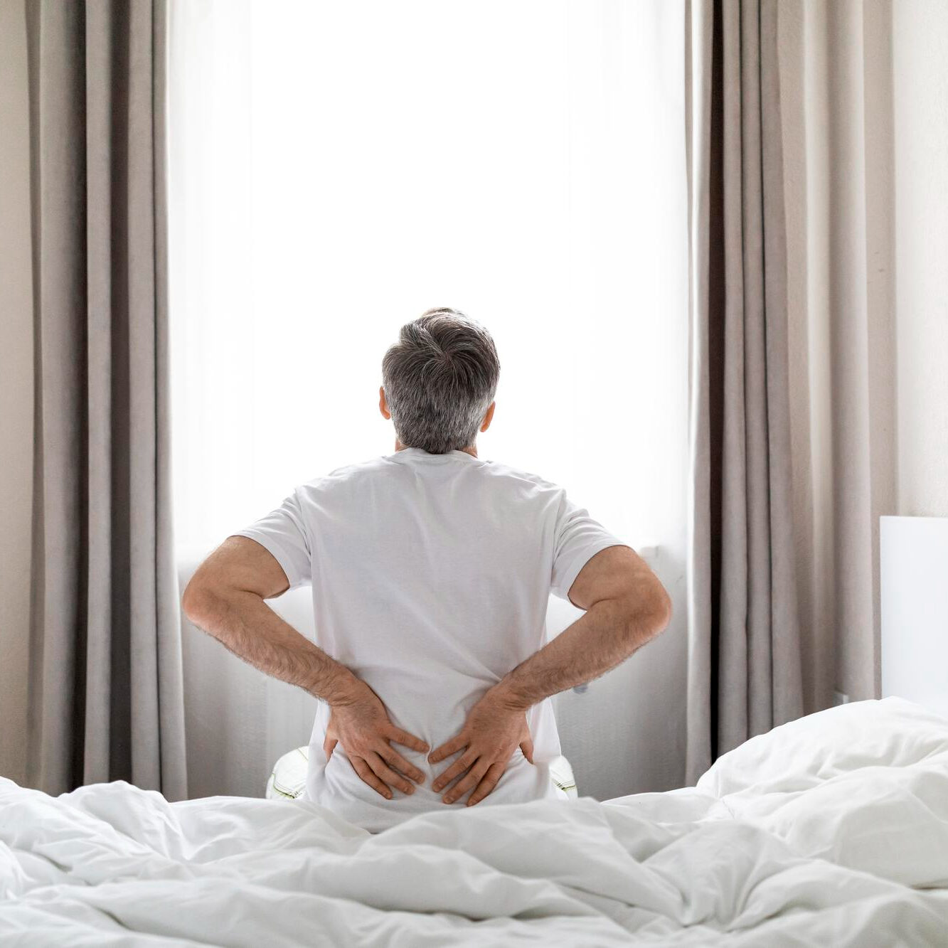 Ζείτε με δισκοκήλη; Αυτά είναι τα 3 λάθη που πρέπει να αποφύγετε