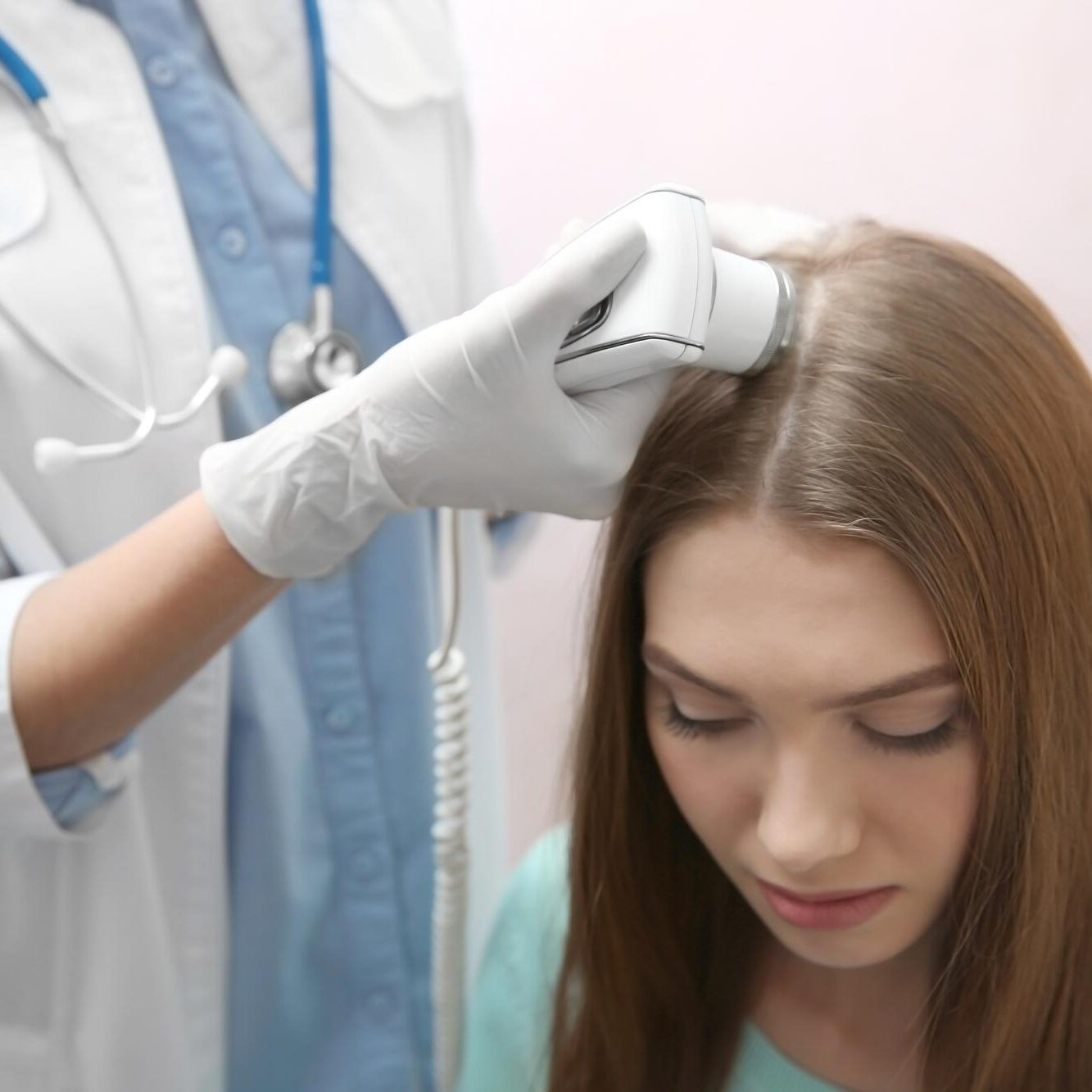 Οι Καλύτεροι Δερματολόγοι για Τριχόπτωση