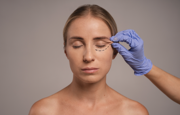 kaliteroi-plastikoi-gia-facelift