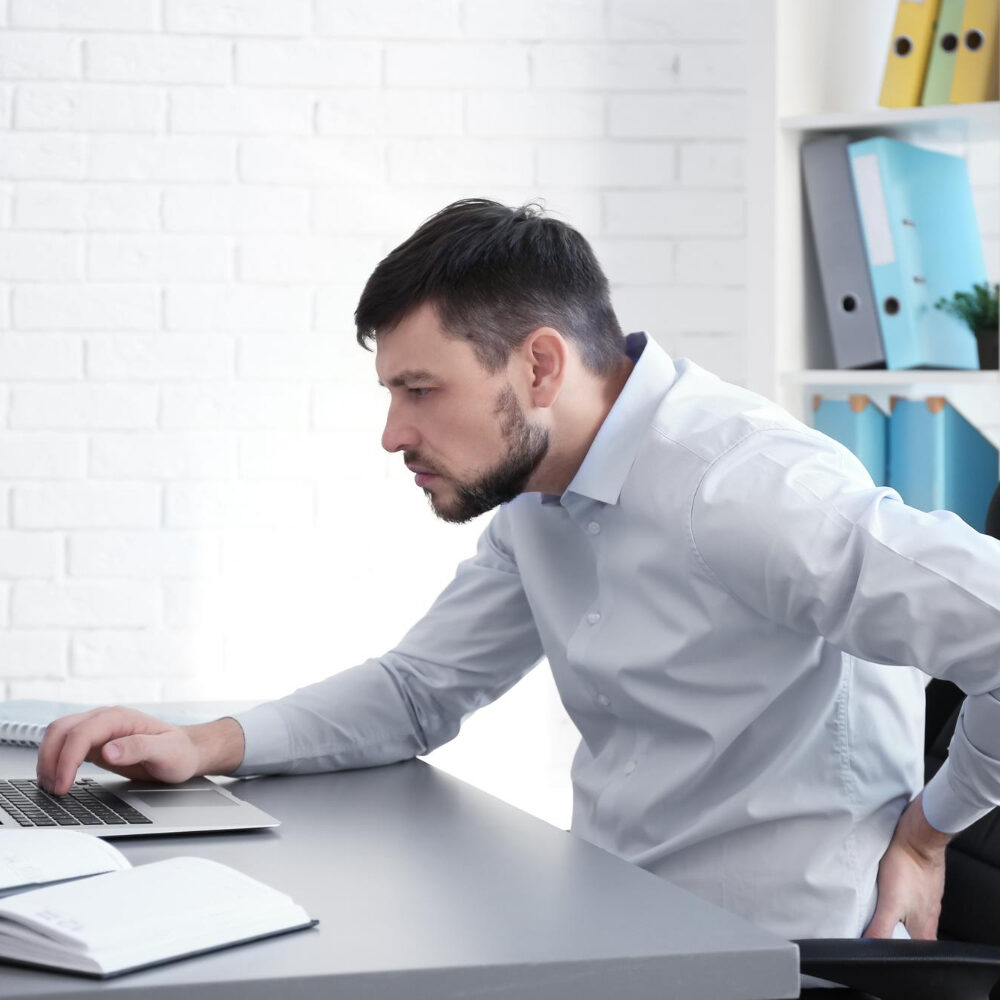 κύφωση σπονδυλικής στήλης