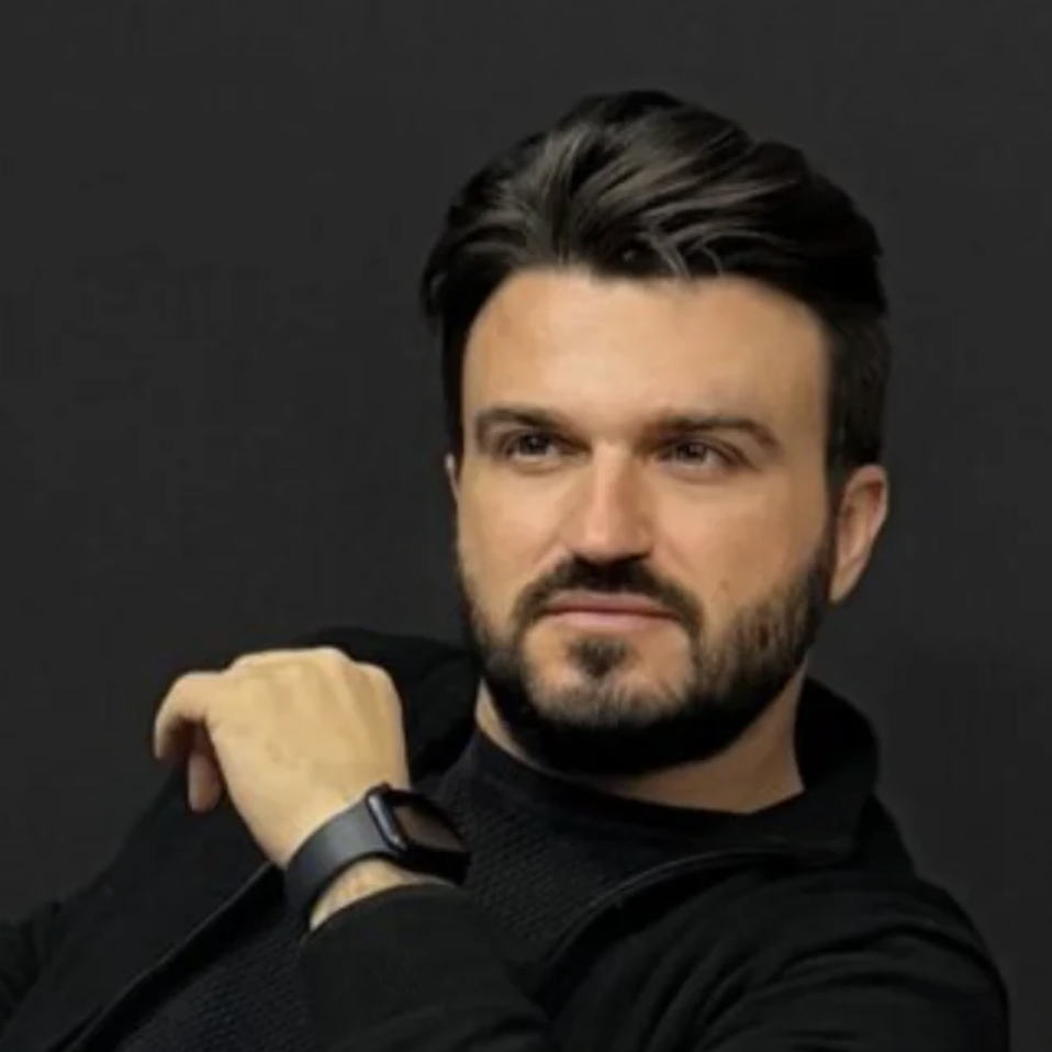 michalis botas iatromedia group